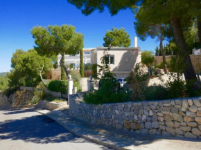 Villa with golf-course views
